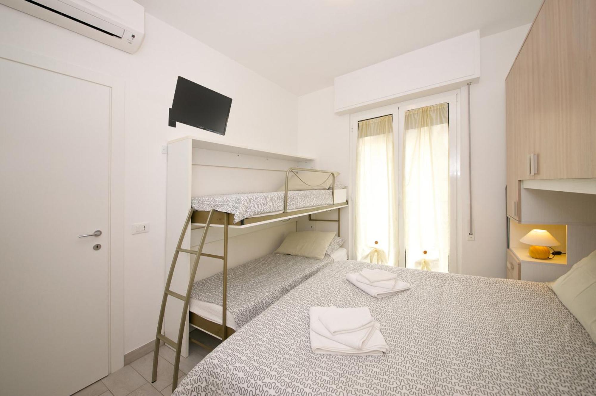 Fornaci 9 Rivieraholiday Pietra Ligure Luaran gambar